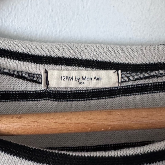 12pm by Mon Ami Tiger Graphic striped top Size Medium - Picture 3 of 6